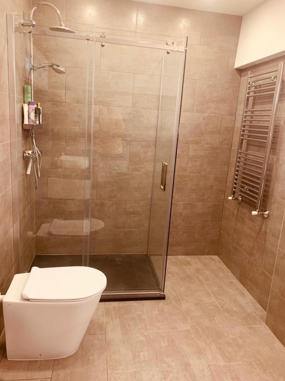 Seeblickwohnung Sirmione - Fronte Lago Mit Privatsteg Exterior foto